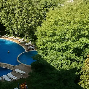 Perunika Golden Sands